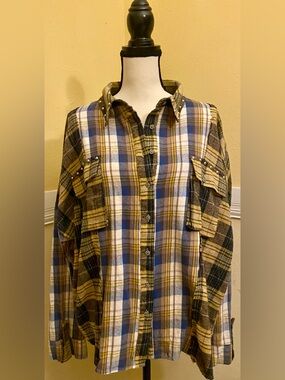 POL Men’s Plaid Button-Up Shirt in Yellow, Blue, White; Men’s medium; EUC.